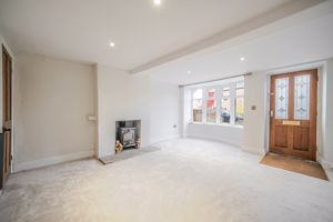 Sitting room- click for photo gallery